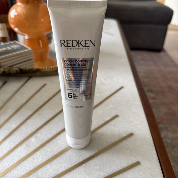 Redken Other - Redken Acidic Bonding Concentrate Leave-In Treatment 5.1oz / 150ml